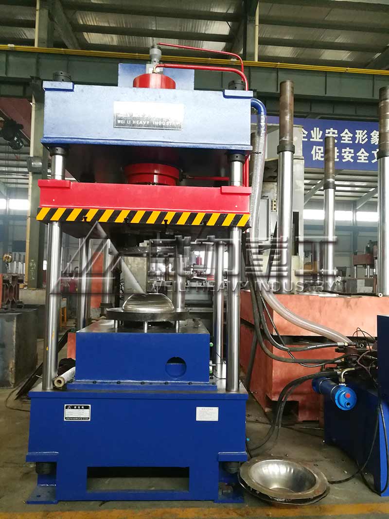 200噸拉伸油壓機(jī)