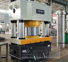 <b>YW32-800T快速四柱油壓機</b>